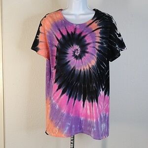 Gildan Tie-Dye Short Sleeve Tee in Black, Pink, Purple, Orange